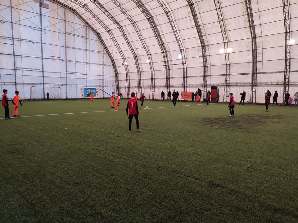 Gyerekfoci│Enjoy Sports Winter Cup: három csapattal voltunk Brassóban