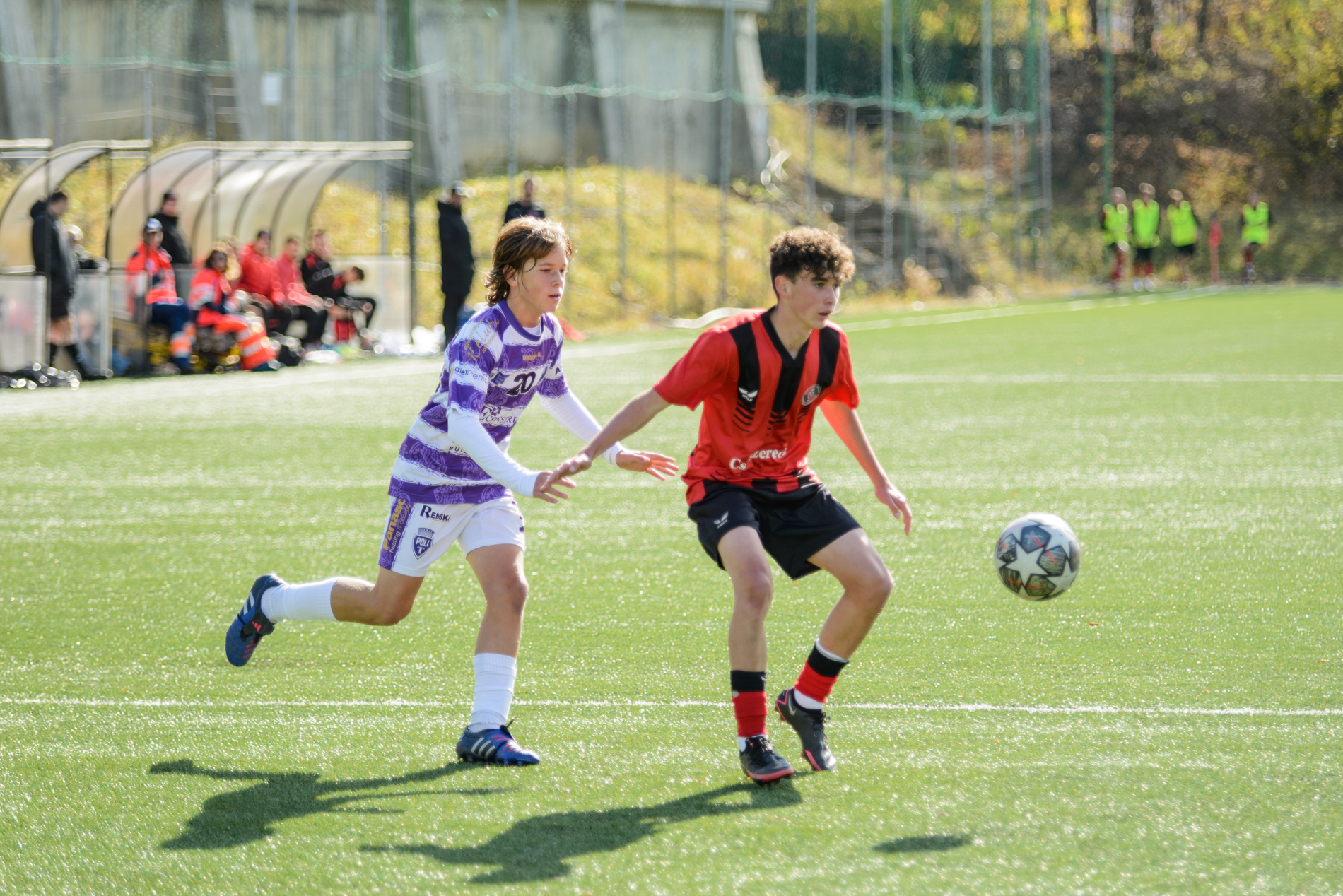 Kettős kiállítás és vereség