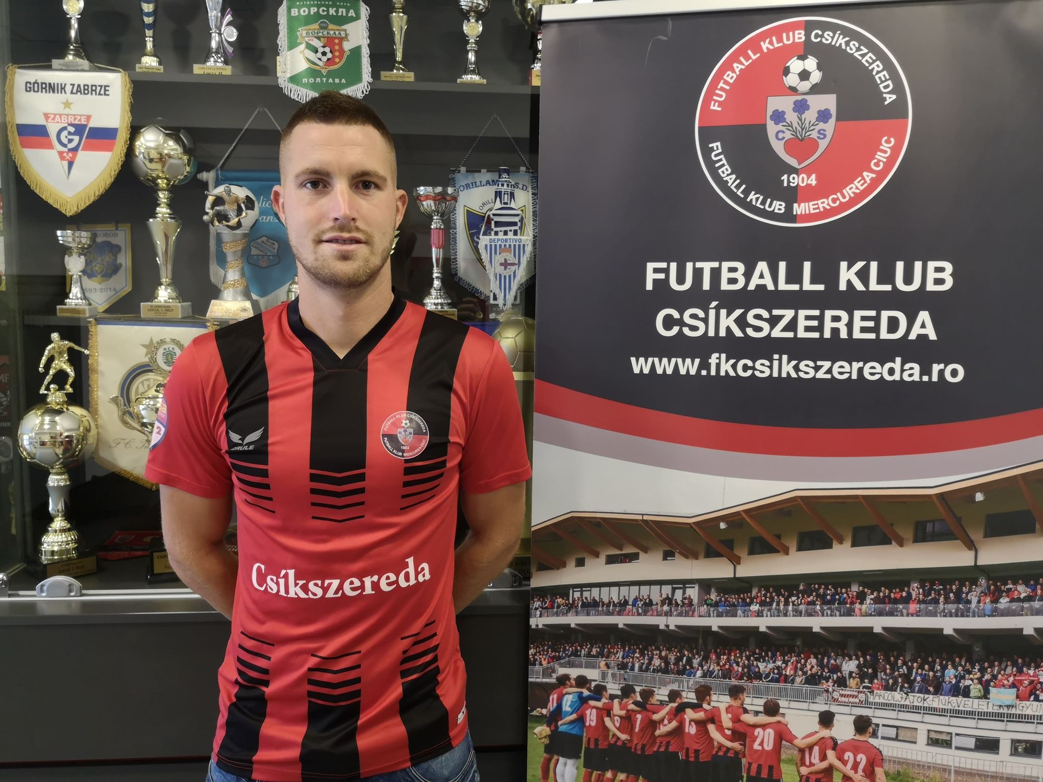 Két játékost igazoltunk