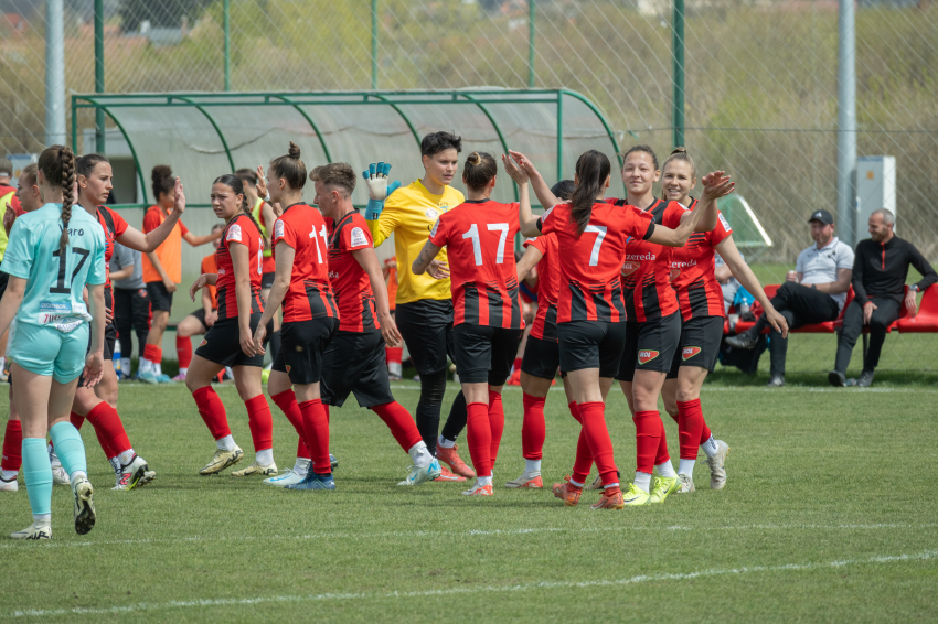 Női Szuperliga | Magabiztos nagyszombati győzelem