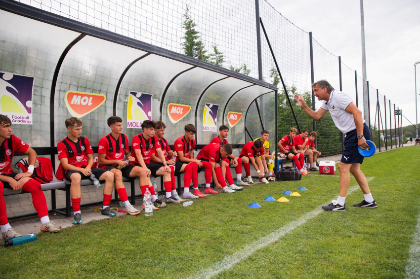 Dunaszerdahelyen edzőtáborozik U18-as csapatunk