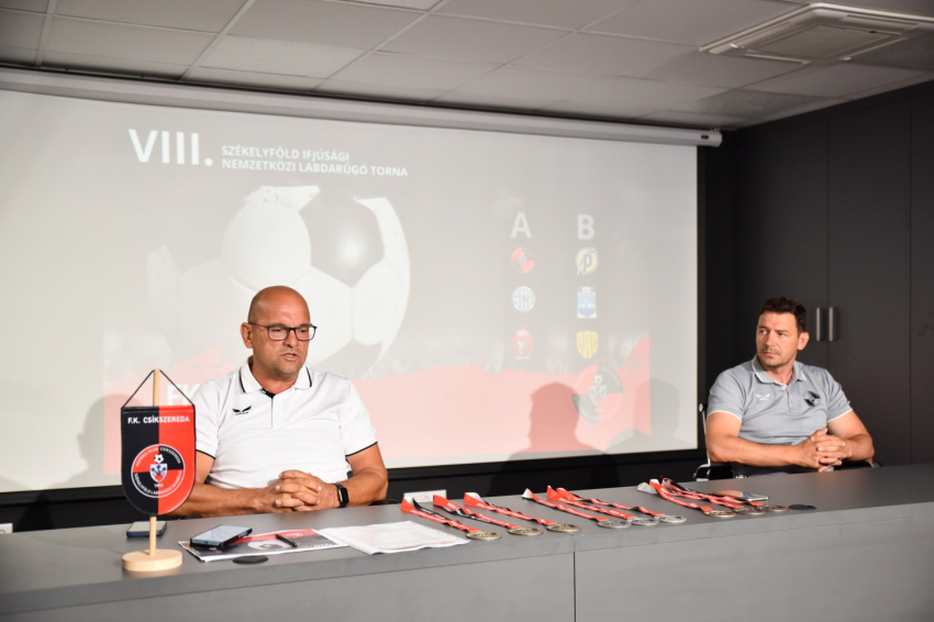 Színvonalas mérkőzések focicsemegékkel: rajtolt a SZINLT 