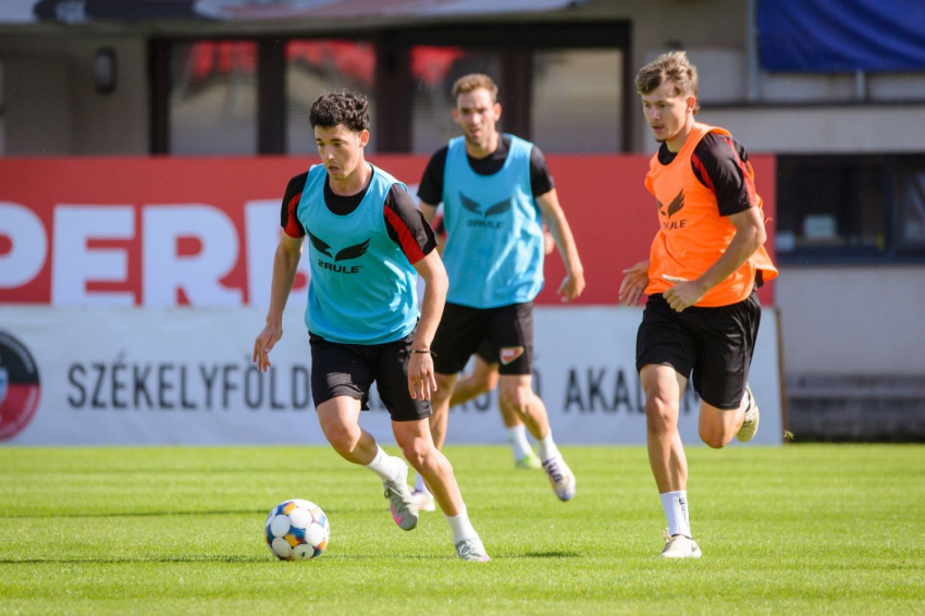 Szuperliga | Több mint egy hónap elteltével ismét idegenben