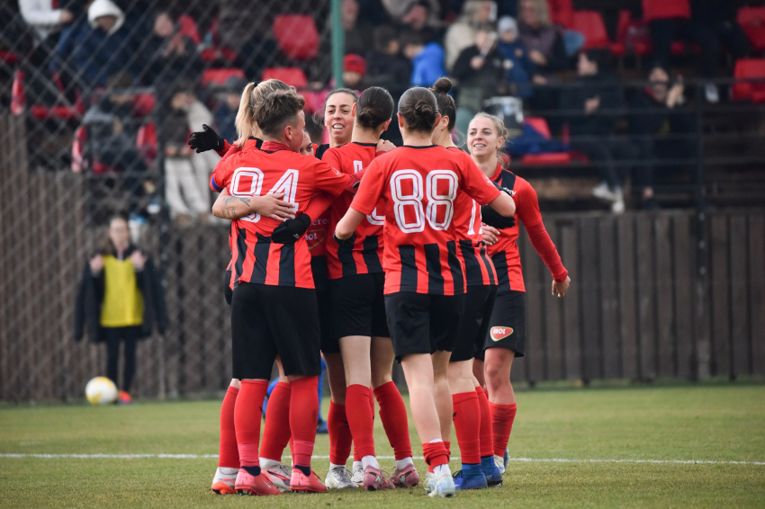 Női Szuperliga | Magabiztos győzelem a Gloria ellen