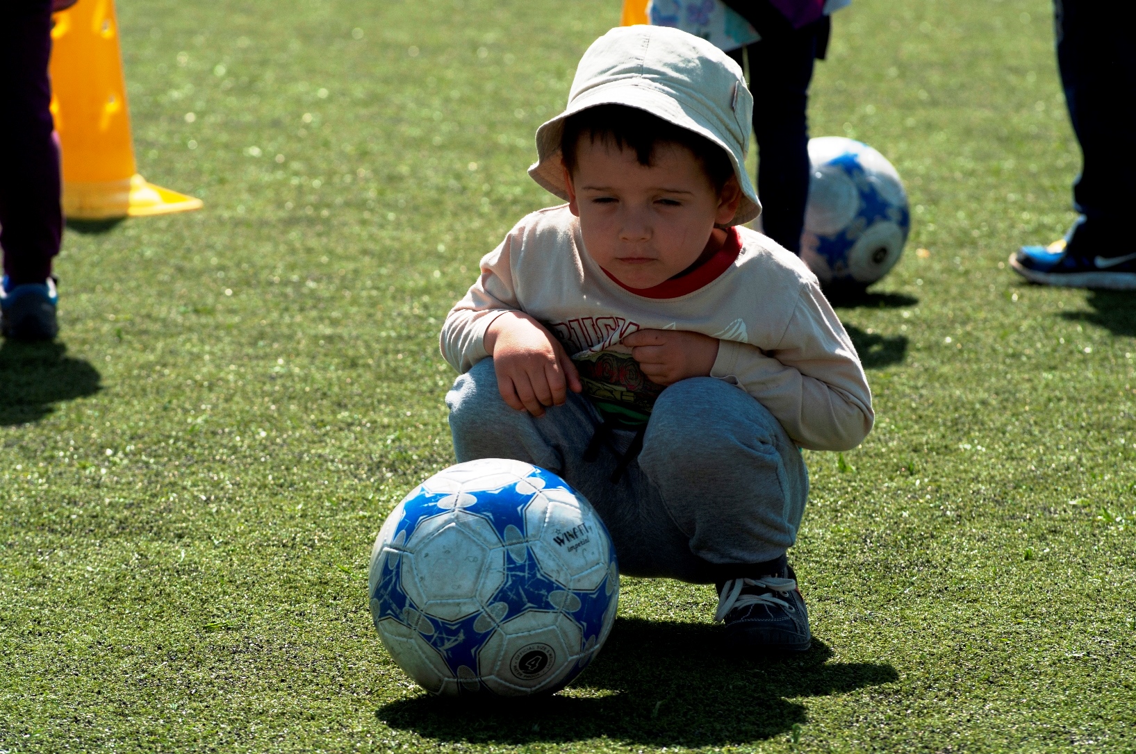 TOBORZÓ: FOCIZZ NÁLUNK!