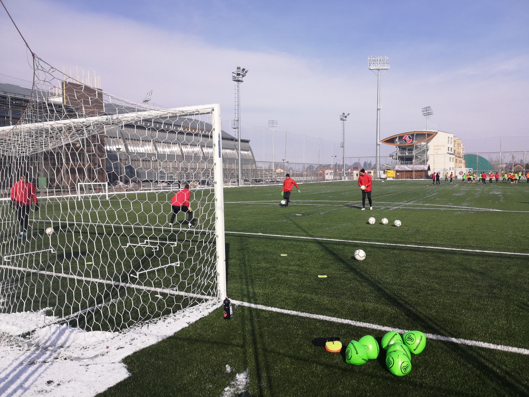 Továbbra sem bérelhető a pálya