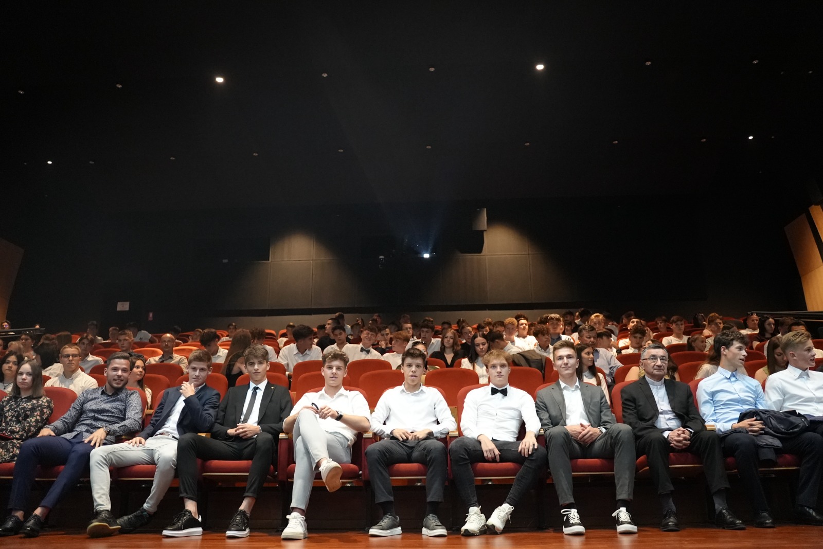 Sikeres érettségit és sok szerencsét!