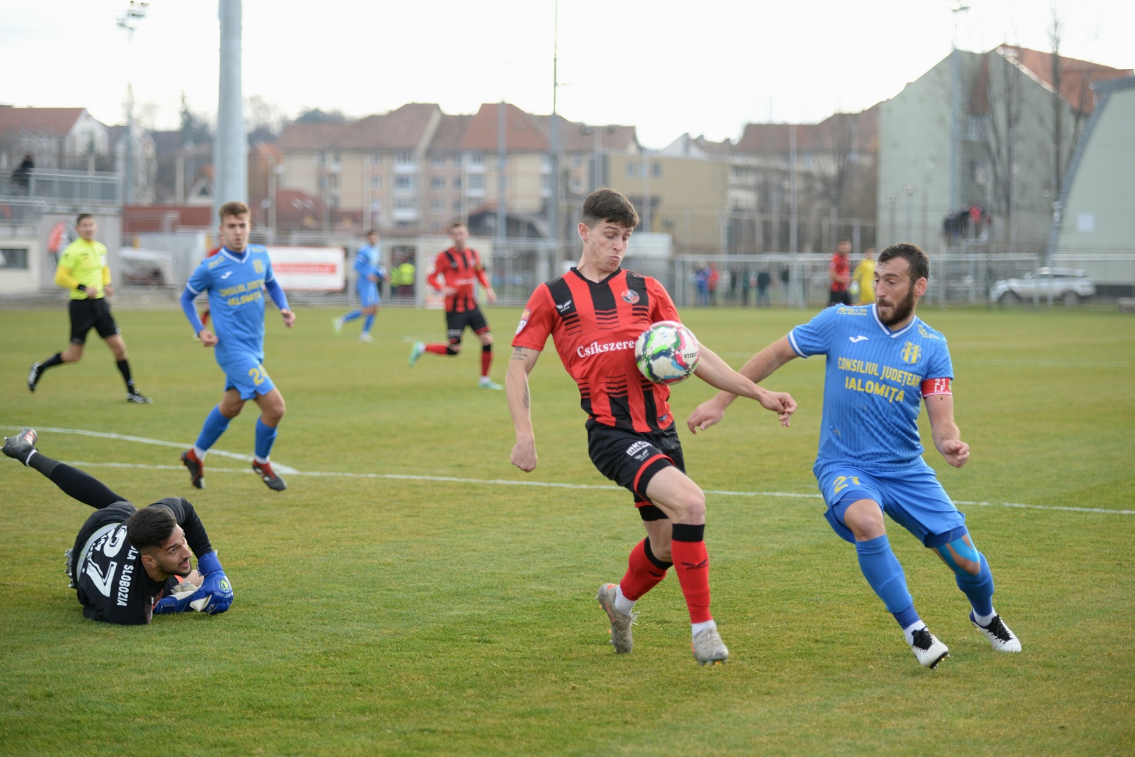 Lehúzta a rolót az ellenfél kapusa